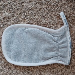 Norwex body scrub mitt